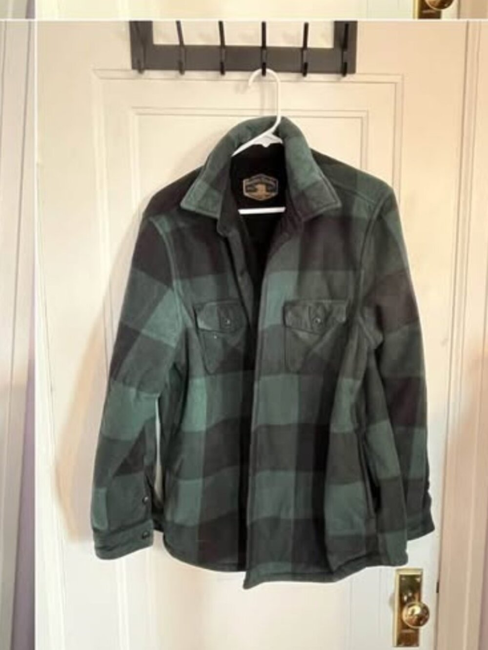 Freedom Foundry flannel (size men's L)